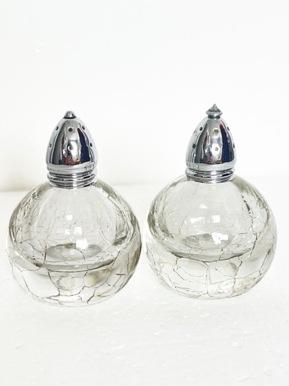 Vintage MCM Round Crackle Glass Salt & Pepper Shakers  Silver Tops set of two